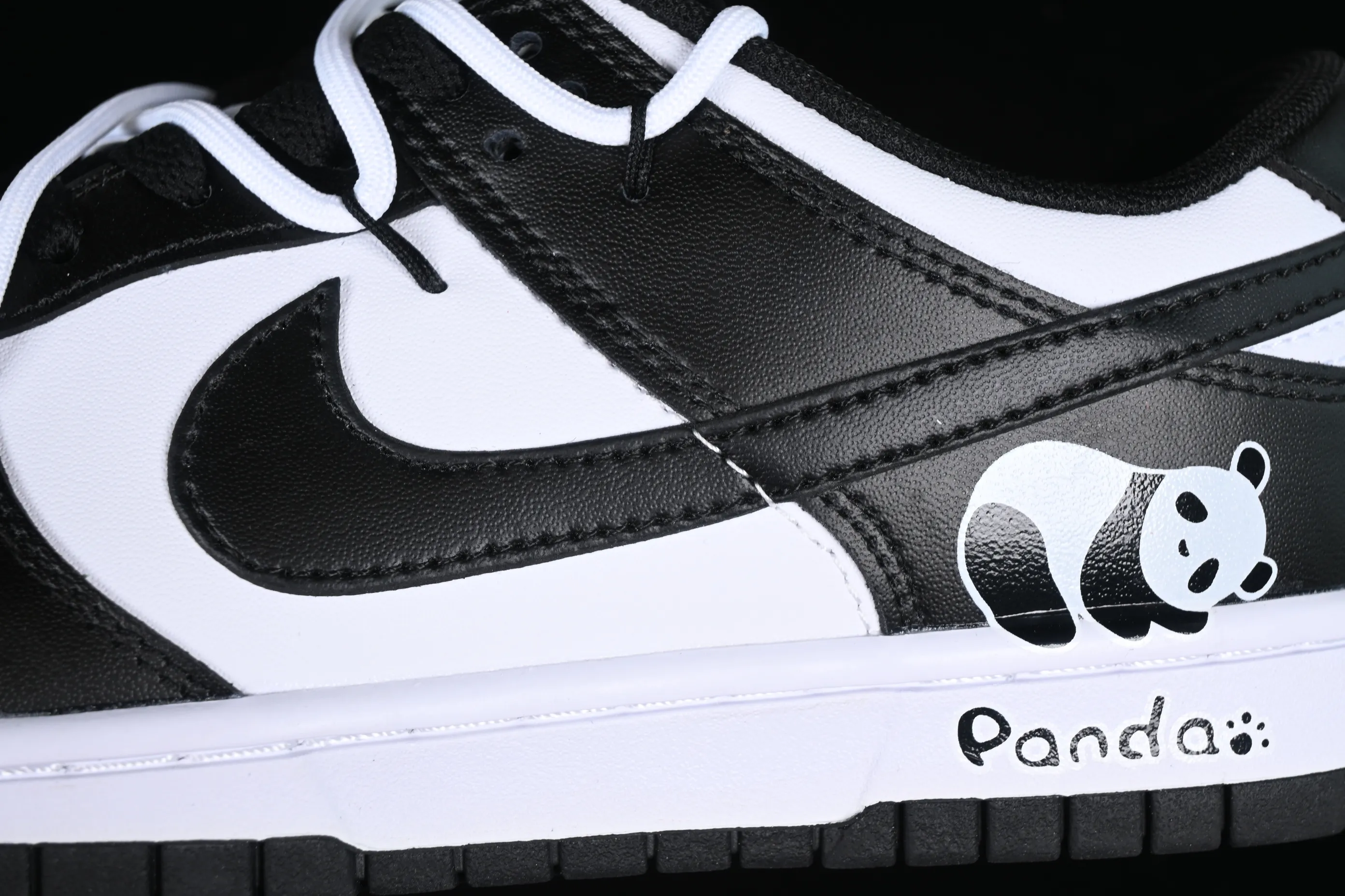 All Categories Nk SB Dunk Series Nk SB Dunk Low Low-top sneakers Nk Dunk Low Black and White Panda Customized version of deconstructed strap casual sneakers DD1391-100